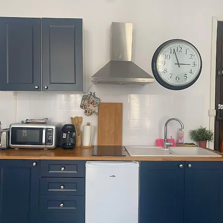 Joli T2 Refait A Neuf, Lumineux Et Accessible Apartment *